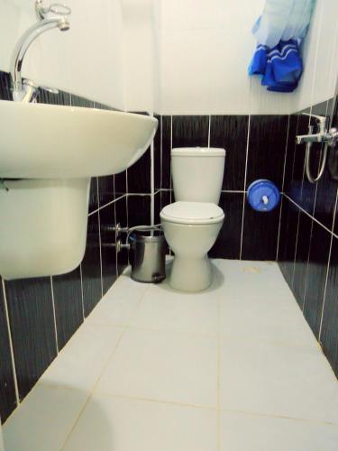 Tolga Hotel - image 7