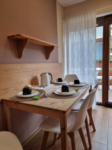 Studio Apartment image 7