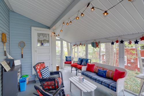 Spacious Lakeside Cottage - 2 Miles to Marblehead! in Marblehead (OH)