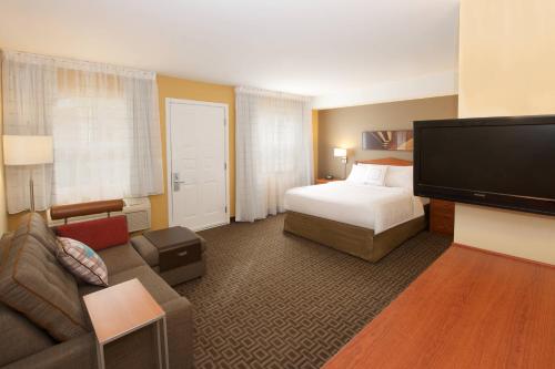 TownePlace Suites by Marriott Seattle Everett/Mukilteo - Hotel