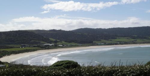 Lazy Dolphin Lodge - Photo 5 in Waikawa, New Zealand