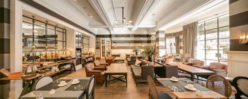 Hotel Granvia - image 2