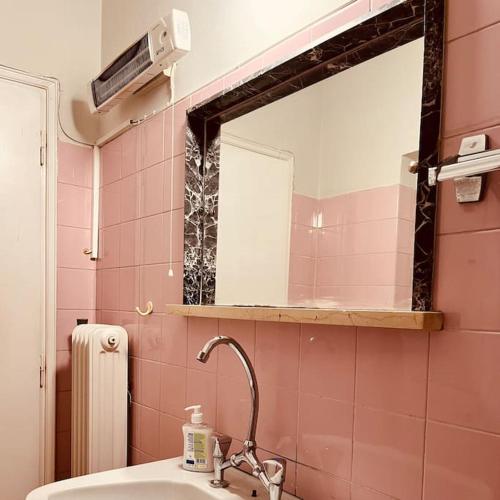 Grandma's Apartment, Atény (fotografie 7)