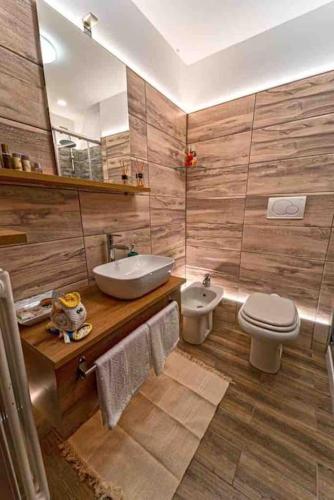 Bathroom, Appartamento accogliente vicino stazione in Desio