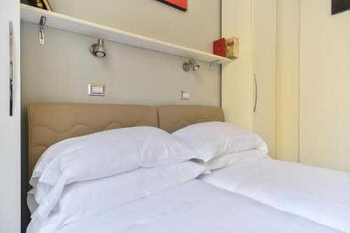Lata Luxury Apartment - image 7