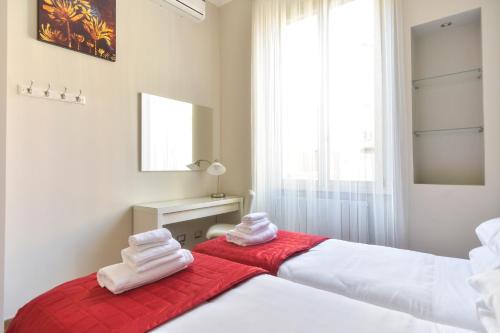 Lata Luxury Apartment - image 12