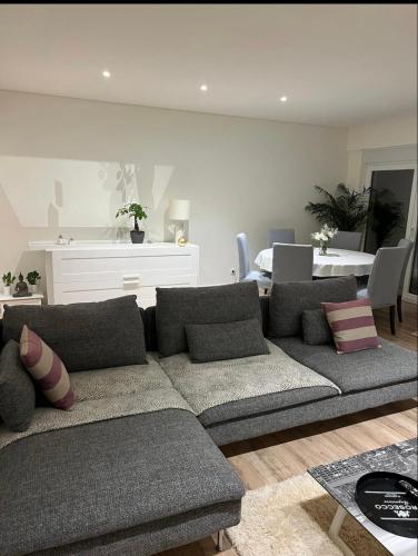 Modern Twin Room with a balcony