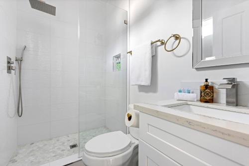 Adorable 3 bedroom with Jacuzzi & more, Los Angeles (foto 11)
