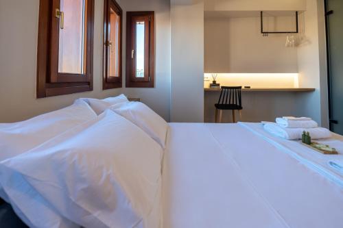 Hanim Lounge & Studios - image 3