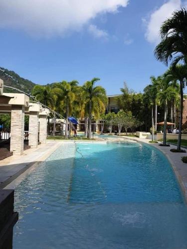 Vistas, Pico De Loro Hamilo Coast beach and Country Club - Myna B One Bedroom in Nasugbu