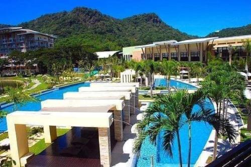 Piscina, Pico De Loro Hamilo Coast beach and Country Club - Myna B One Bedroom in Nasugbu