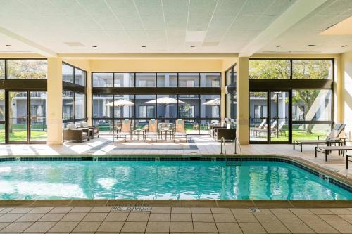 Courtyard by Marriott Chicago Naperville in Naperville, USA