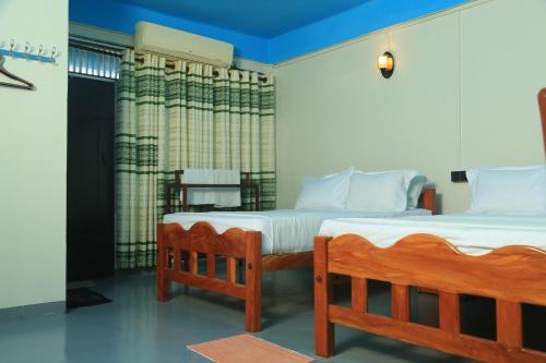 AKR Hotel Kilinochchi