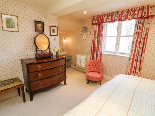 The Garden Rooms - image 11