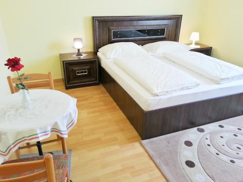 Pension Weisses Lamm