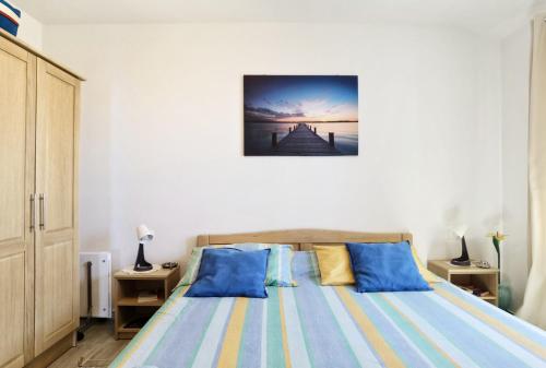 Apartments Adria - seafront & seaview