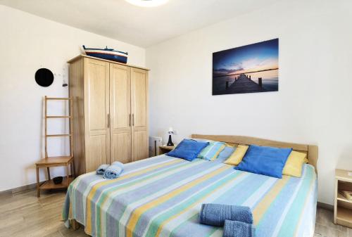 Apartments Adria - seafront & seaview