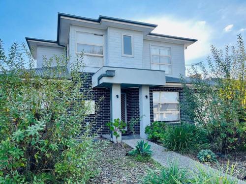 Tranquil Retreat near to Airport in Fawkner
