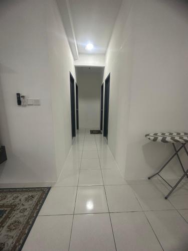 IQ APARTMENT CYBERSOUTH WITH POOL - image 9