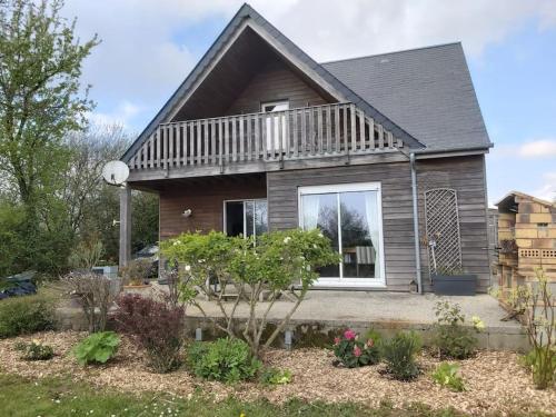 Maison proche des plages 6 personnes au maximum gîte à louer La Haye-d'Ectot
