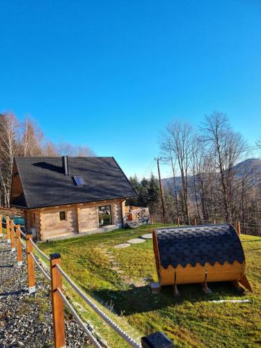 Babiogórska Chata - dom z bali z jacuzzi i sauną