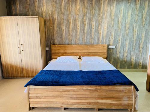 1 double bed