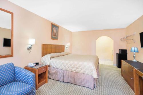 Super 8 by Wyndham San Angelo – San Angelo, TX