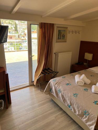 Frini Hotel - main image