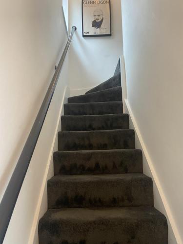 Lovely 2 Bed Full House By The Beach, Liverpool (photo 8)