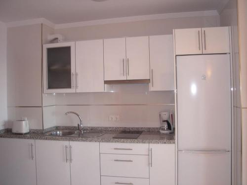  Ático 1ª linea de playa in 29740 Torre del Mar