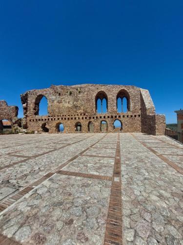  Al Castello, Pension in San Marco dʼAlunzio bei Galati Mamertino