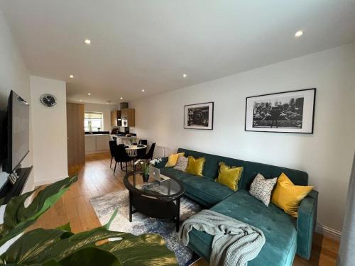 East Rd - Apartment - London