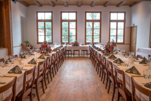 3 Sterne Boutique Gasthaus Pöstli (3 Sterne Boutique Gasthaus Postli) in Rifferswil