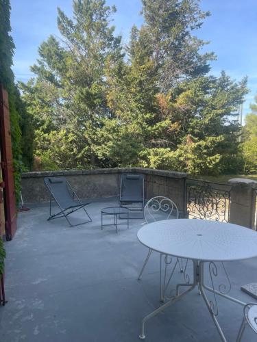 陽台/露台, Suite le Quervalat dans magnifique bastide 18eme in 郊區