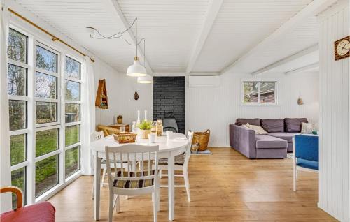  Beautiful Home In Hadsund With Wifi And 3 Bedrooms in Hadsund