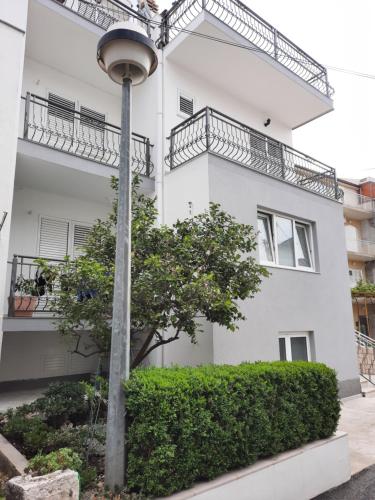  Apartments Rose Loboja in Makarska