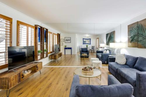 Stylish Knox Henderson Condo with Community Pool! in Dallas, USA