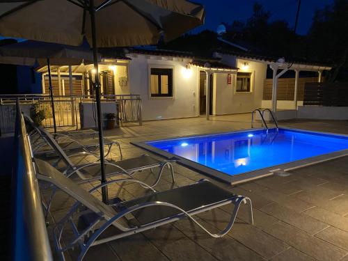Villa Valmas Private Escape – khách sạn tại Vassilias - Ftelia
