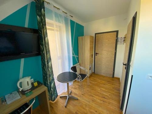 1 double bed