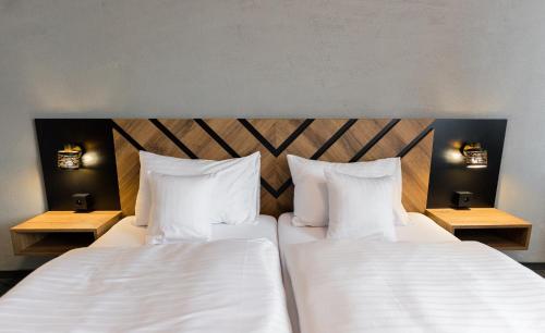 . Hotel Carrera