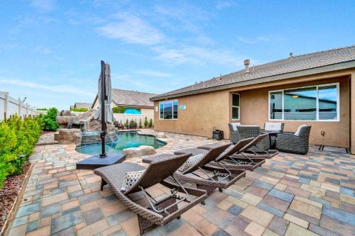 IndioStay 5min to STAGECOACH Fest -Private Pool, Water Slide, Waterfall, Jacuzzi, Fire Pit, Indio (zdjęcie 10)