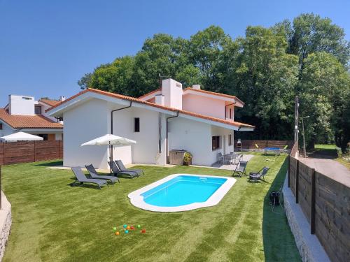  Vivienda Vacacional Villa Valdes, Pension in Llanes