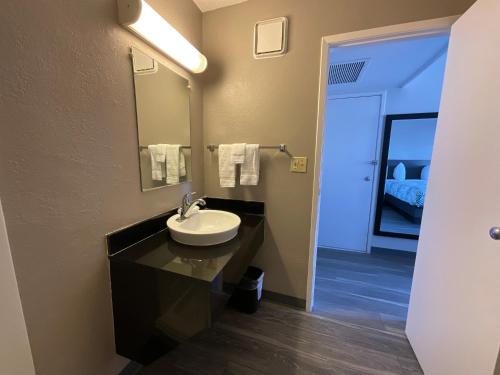 Motel 6 Ely, NV