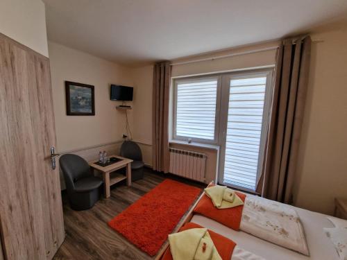 Large Double Room