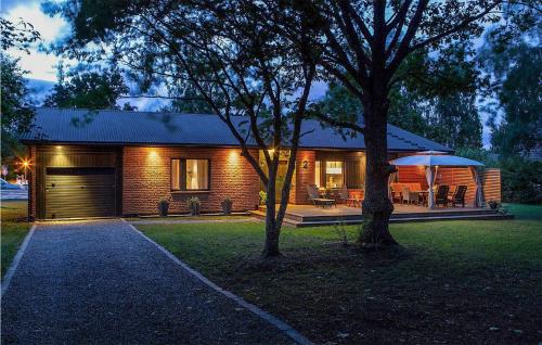. 3 Bedroom Stunning Home In Borgholm