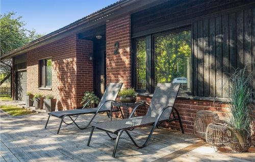 Hotellet från utsidan, 3 Bedroom Stunning Home In Borgholm in Köpingsvik