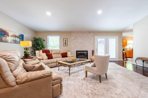 Charlotte Vacation Rental with Private Hot Tub! in Matthews, USA