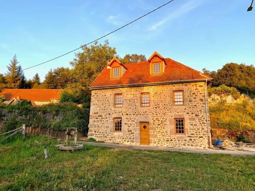 La Maison du Bonheur & Spa gîte à louer La Villeraud