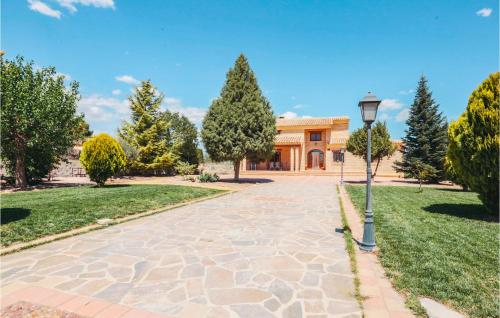 Beautiful Home In Caravaca With Wifi, Swimming Pool And 5 Bedrooms