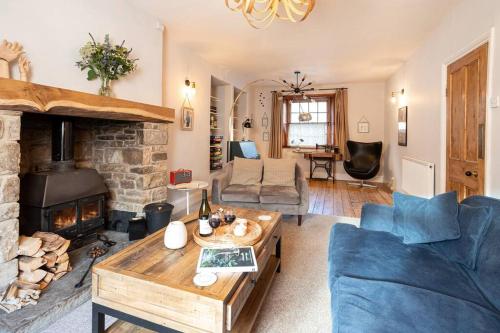 The Riverside Tailor's Retreat at Wray in Wray